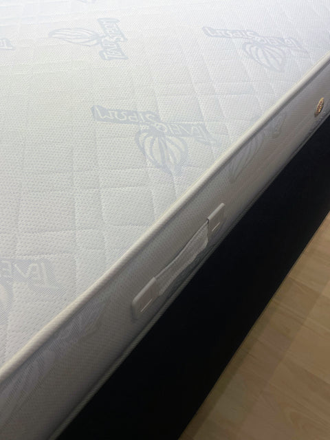 Latex Mattress with 23cm Thickness