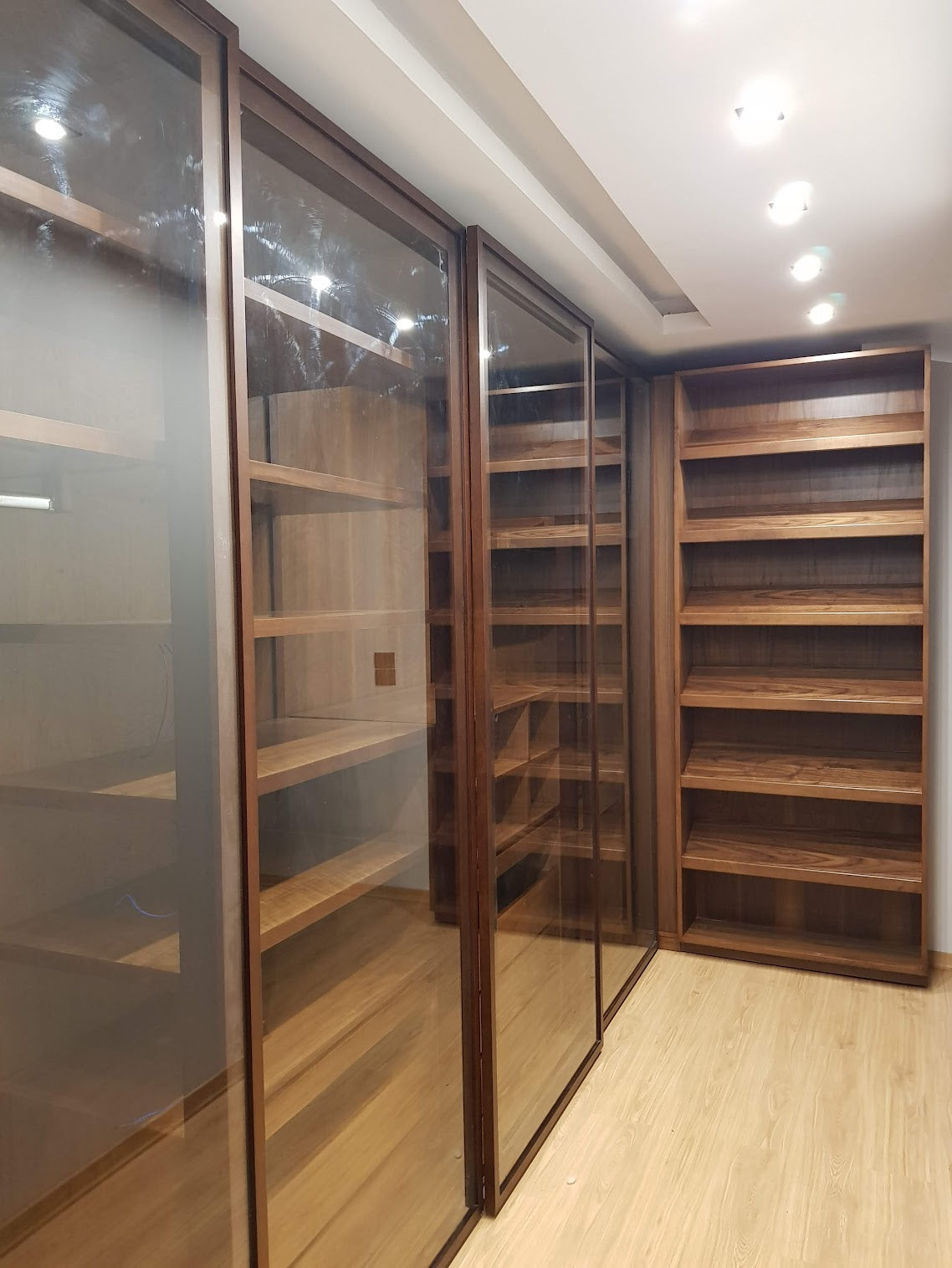 Natural Walnut L Shape