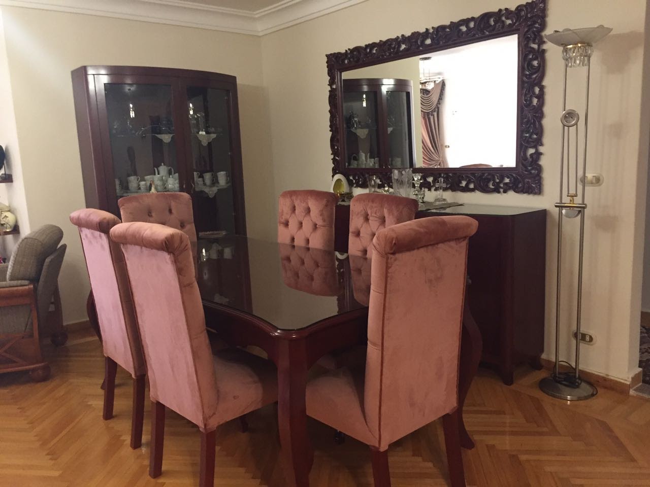 Classic Dinning Room Set