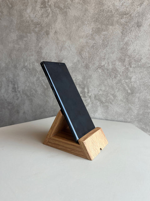 Handcrafted Wooden Mobile Holder – Sleek and Functional