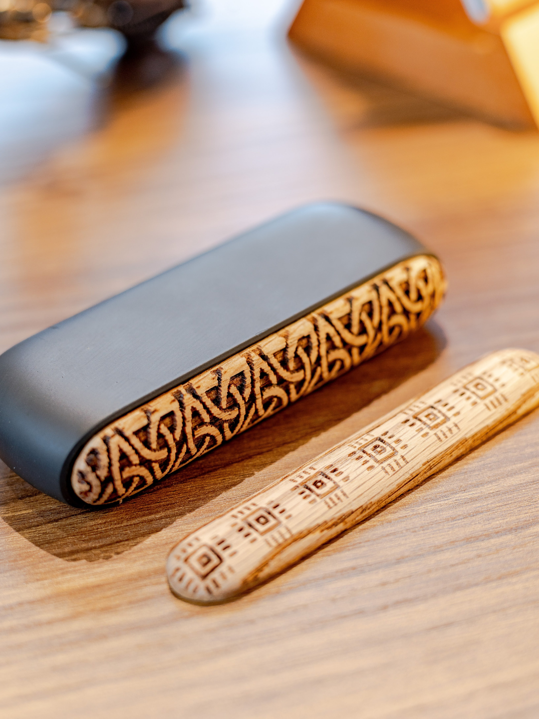 IQos 3 Duo Curved Patterned Wooden Door