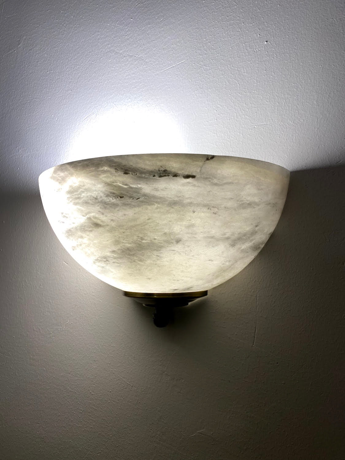 Alabaster Wall Lamp