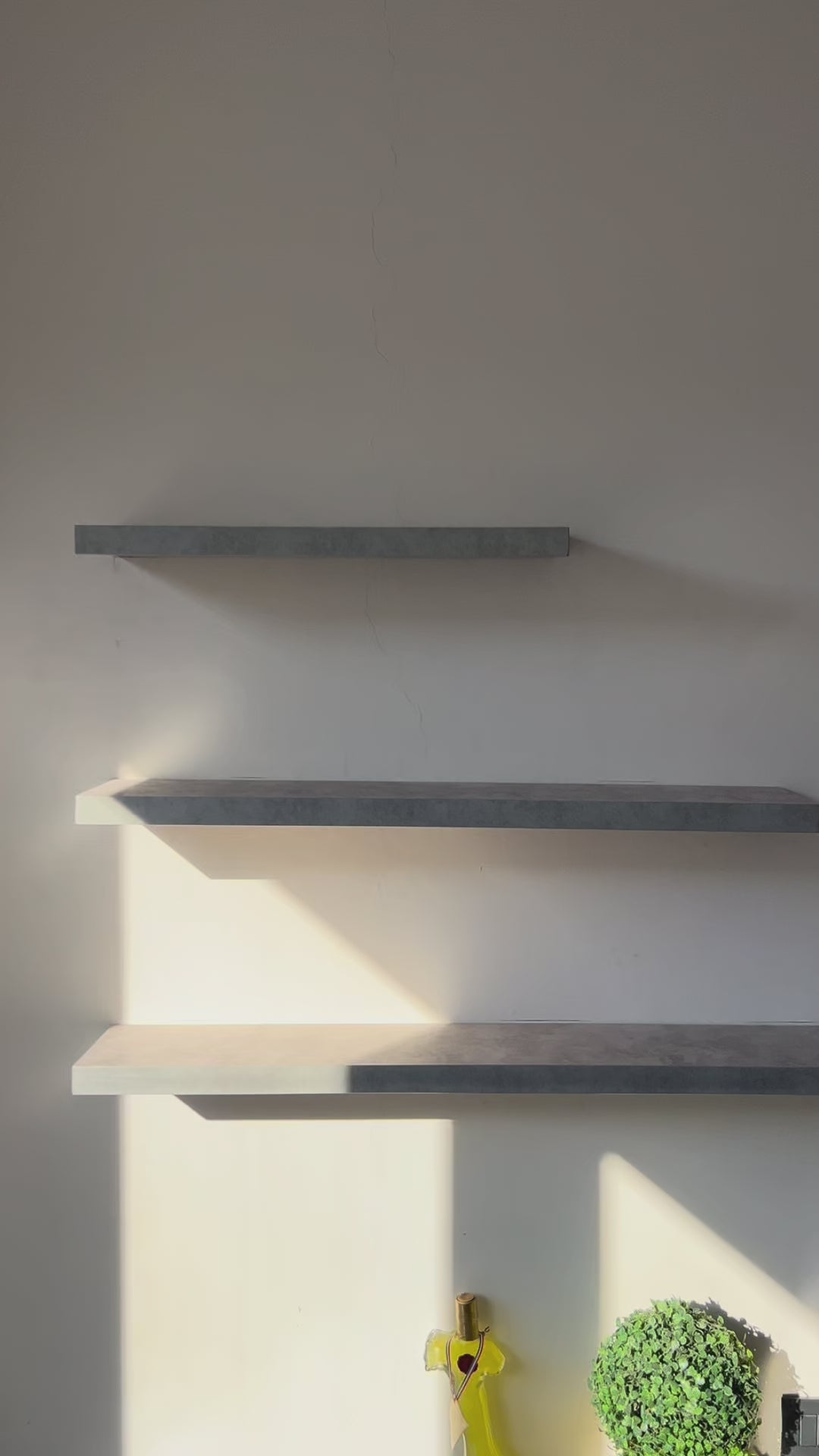 Single Floating Shelf