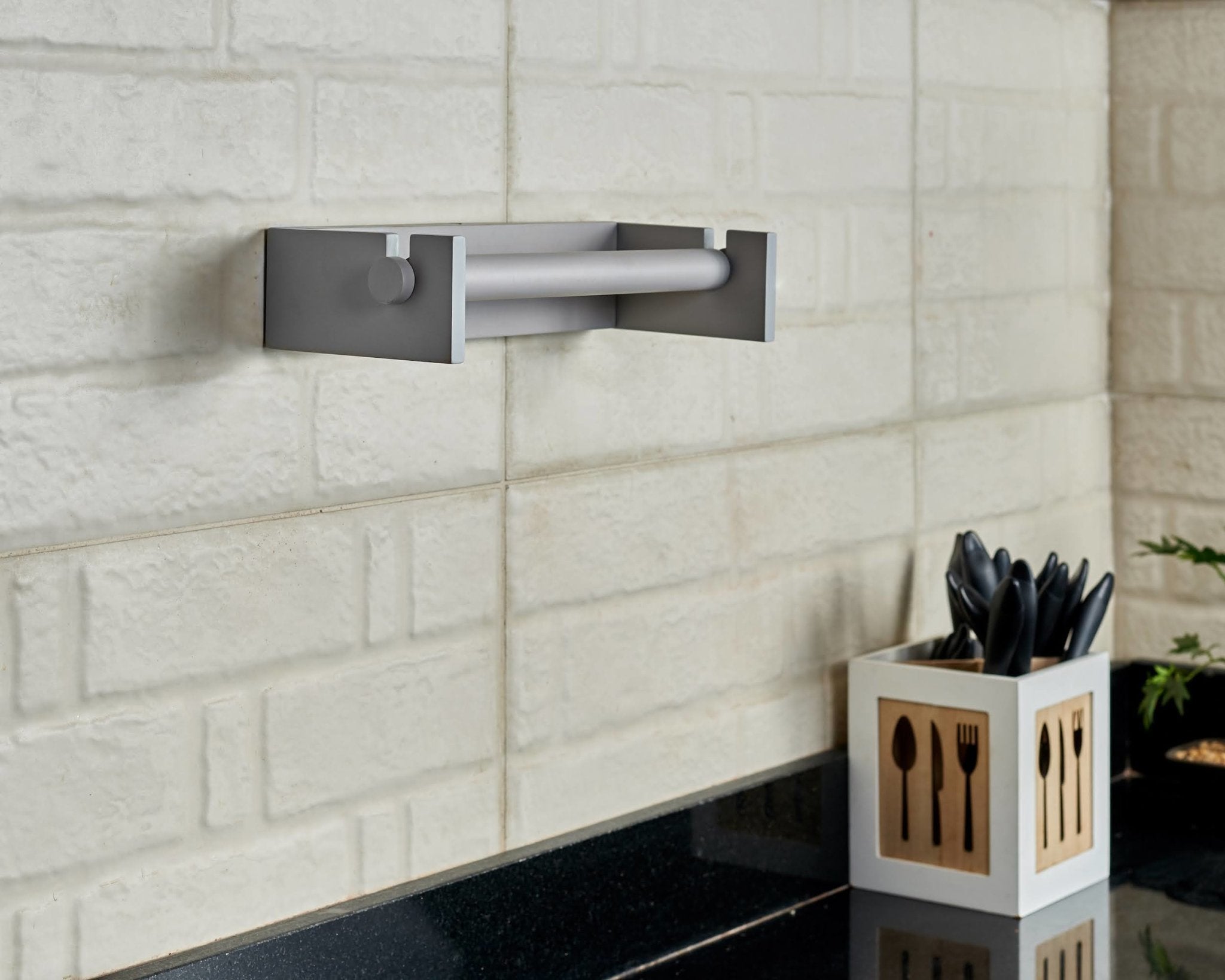 wooden kitchen roll dispenser _ holder paper roll00002.jpg